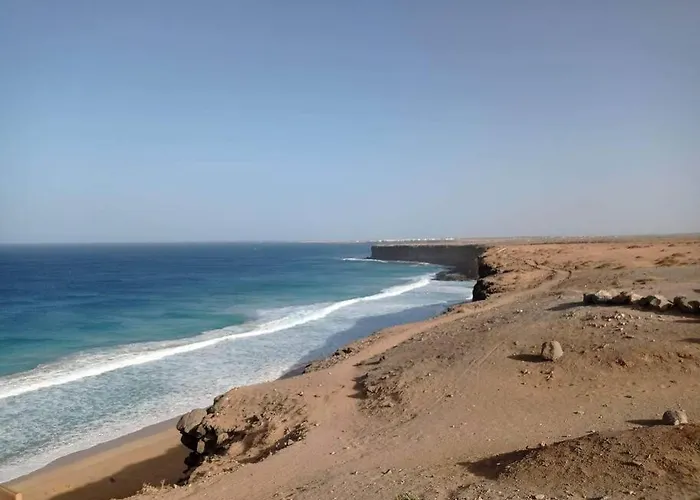 Frangipani - With Terrace & Shared Pool شقة كوراليهو