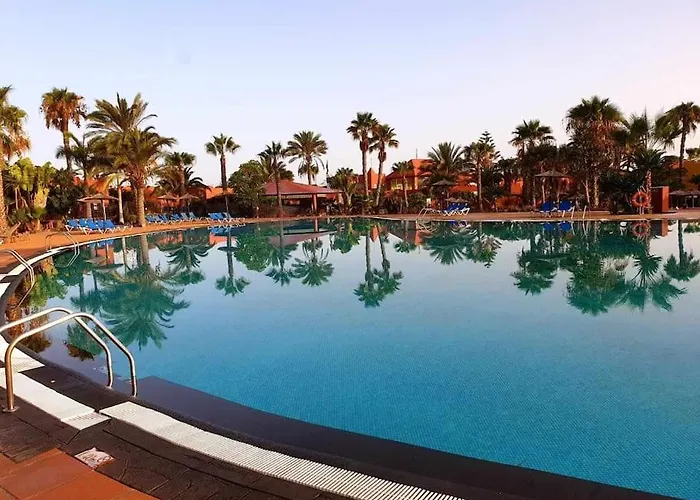 شقة Frangipani - With Terrace & Shared Pool